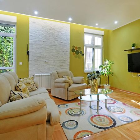 Ferienwohnung Apartman Kruna Belgrad Exterior foto